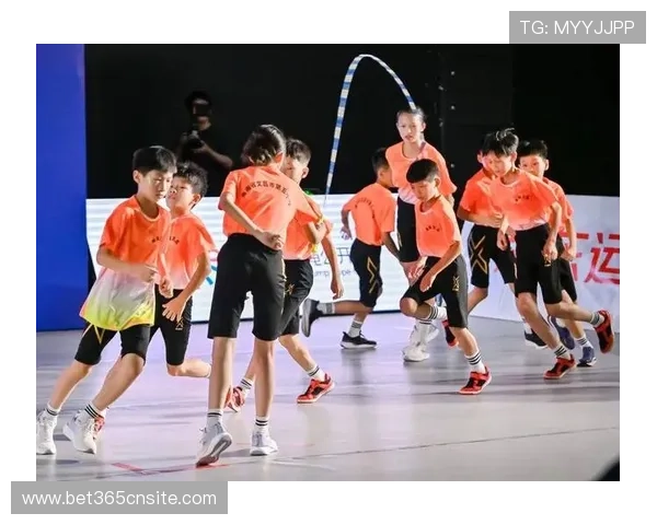 365完美体育助力青少年体育教育发展,培养下一代的体育兴趣与技能 365完美体育助力青少年体育教育发展,培养下一代的体育兴趣与技能